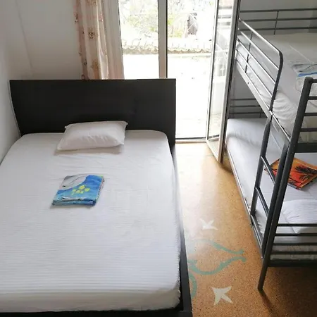 Shared Rooms Near Acropolis & Monastiraki Area-2
