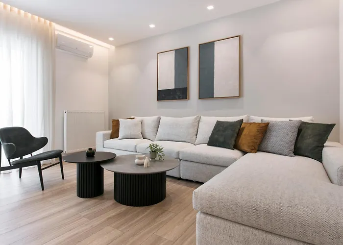 Deluxe & Upscale Apartment In Athens